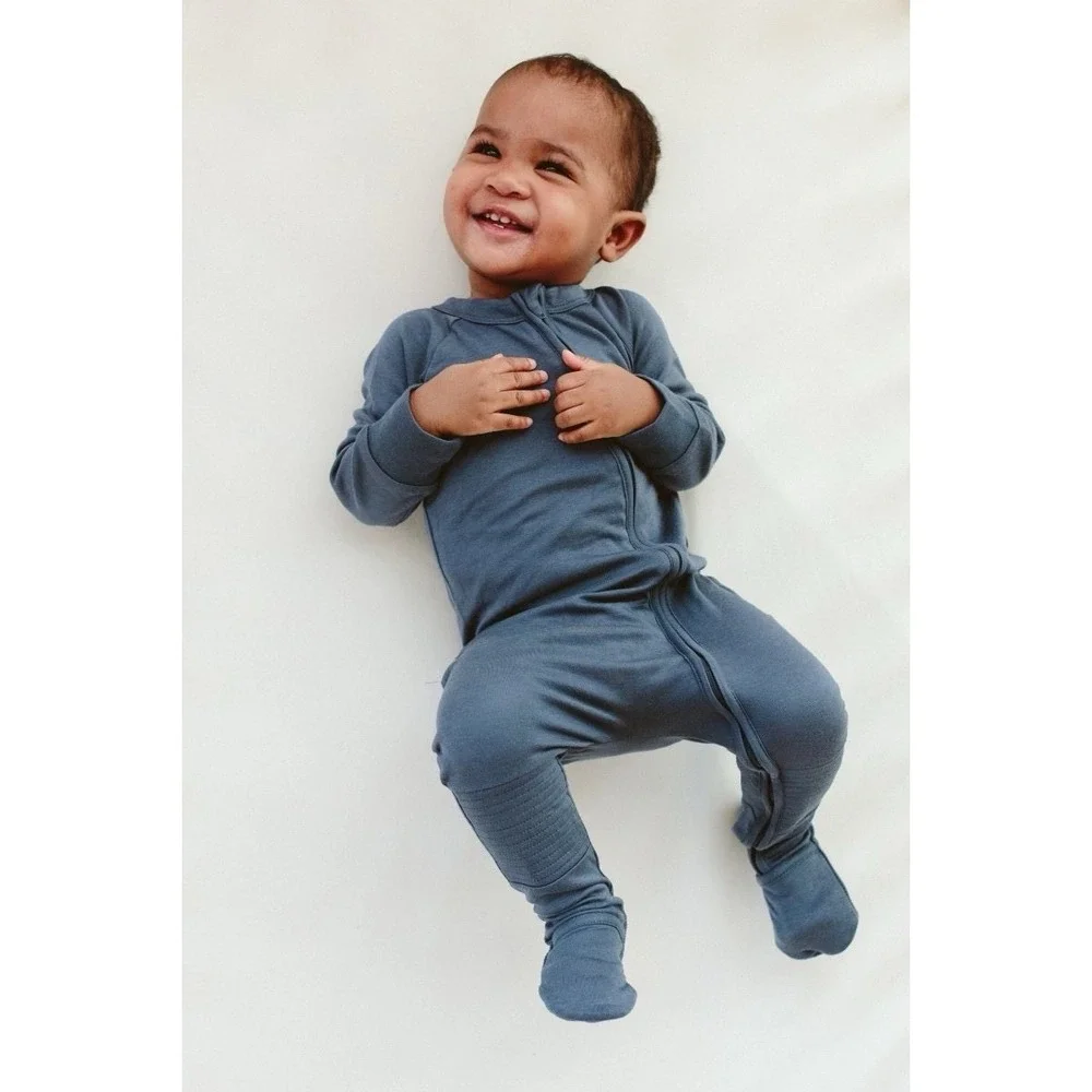Goumi Kids Grow With You Loose Fit Zippy In Midnight Bamboo Jumpsuit Size 12-18m